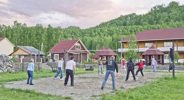 Фото Гостевой дом Holiday Park Ak-Turu г. Ая 2